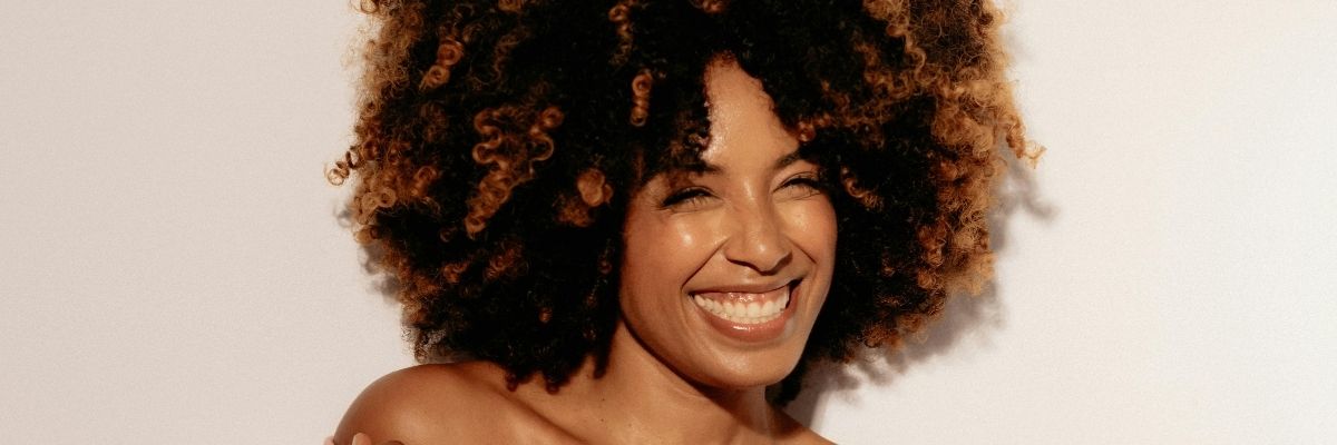 Kıvırcık Saçlar İçin Şekillendirme